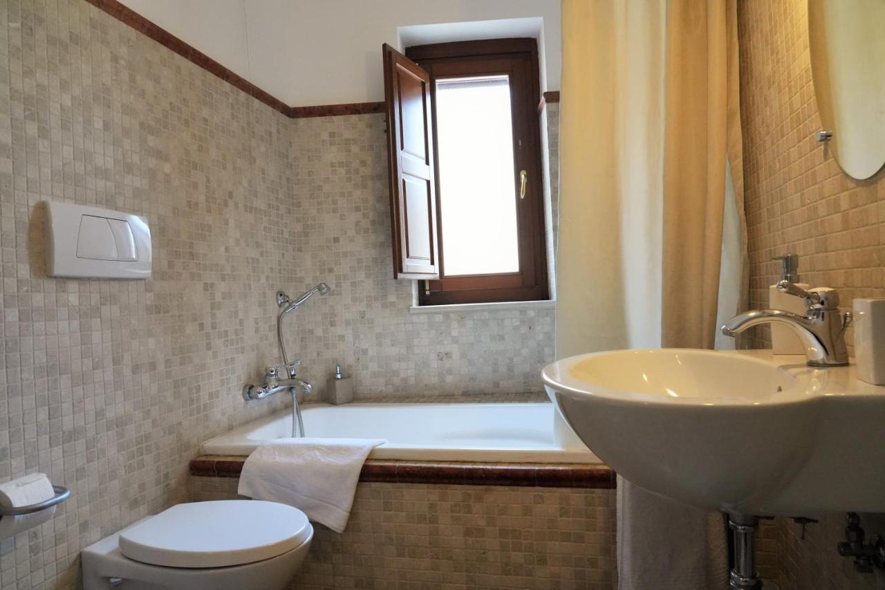 B&B Il Grifone Gioia Del Colle Exterior photo